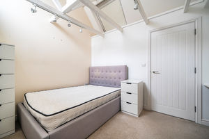 Photo 23- click for photo gallery